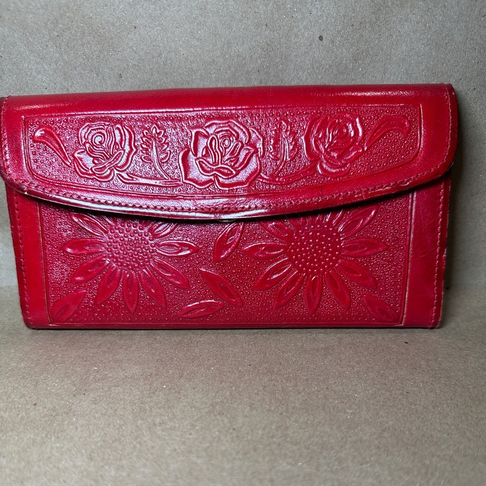 ARIPO Oaxaca Artisan Red Embossed Floral Wallet/Clutch (New w/ Tag)